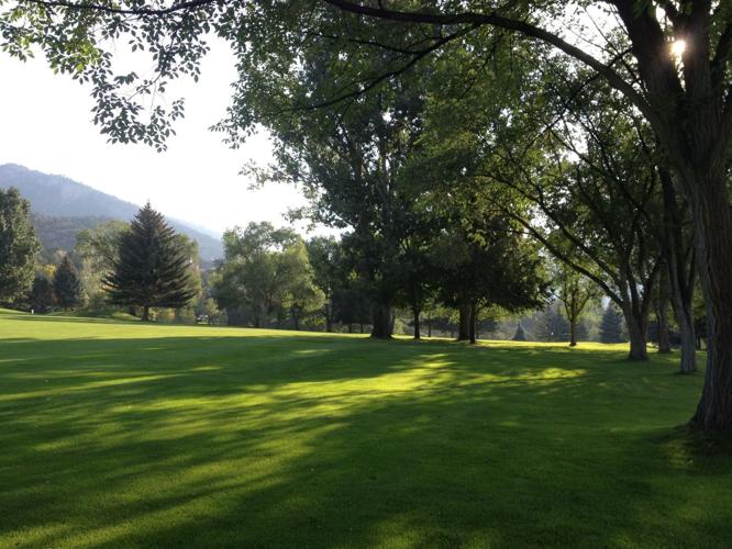 Garden of the Gods Club (Kissing Camels Golf Course)