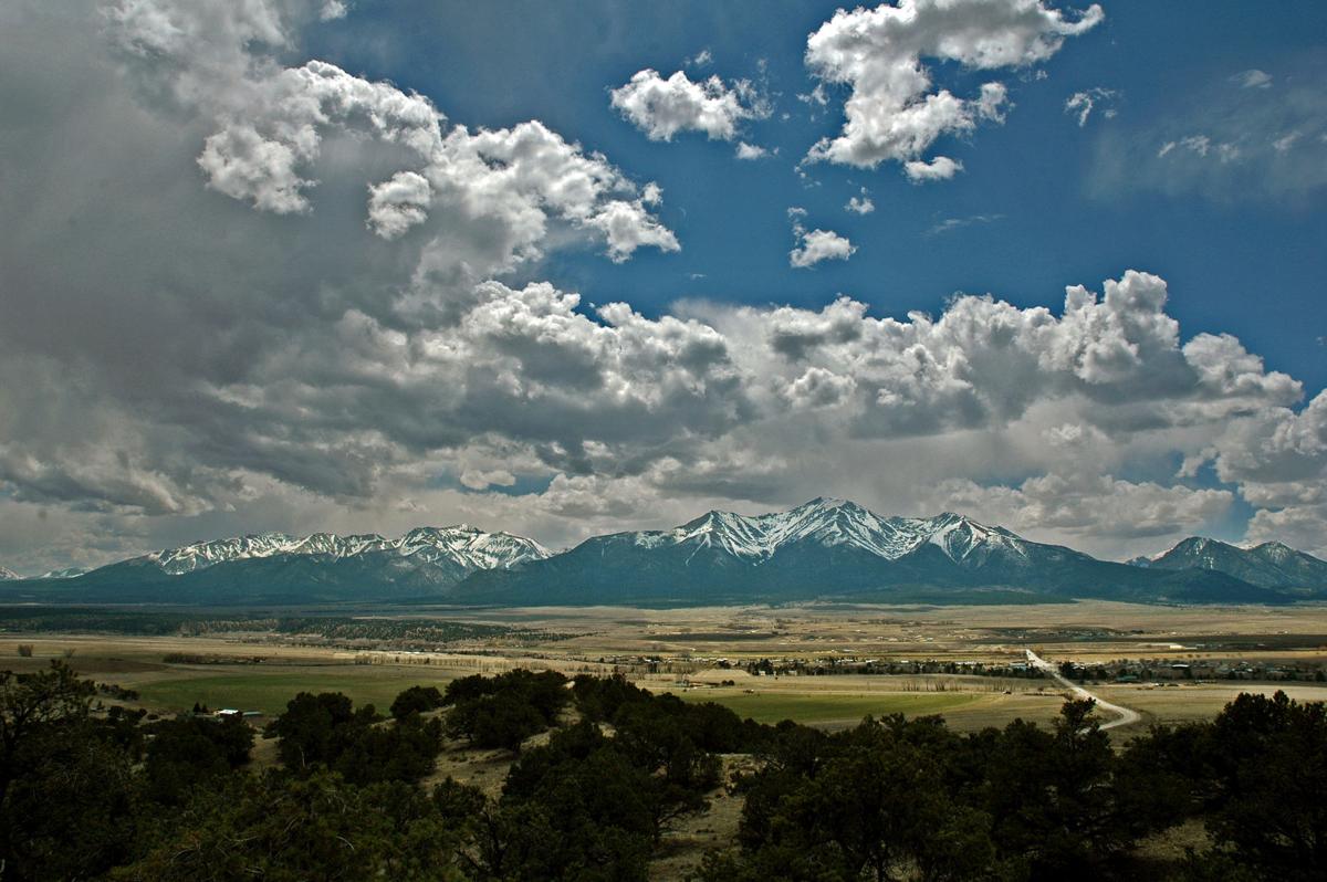 Collegiate Peaks Scenic Overlook