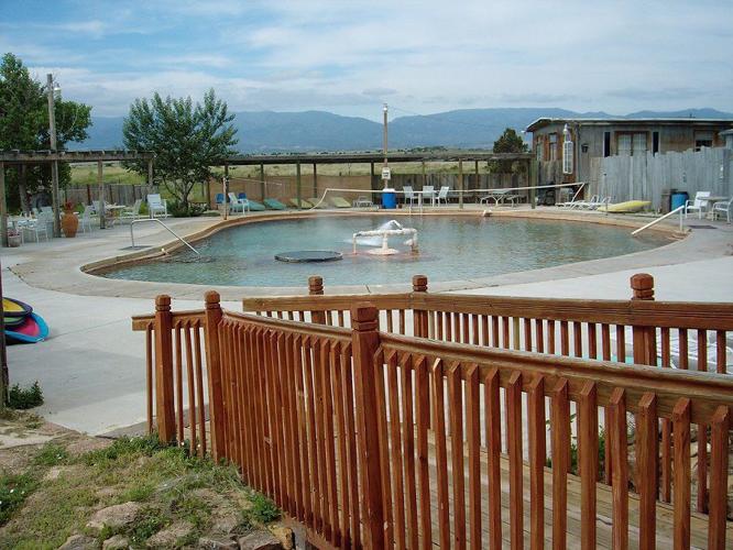 Dakota Hot Springs