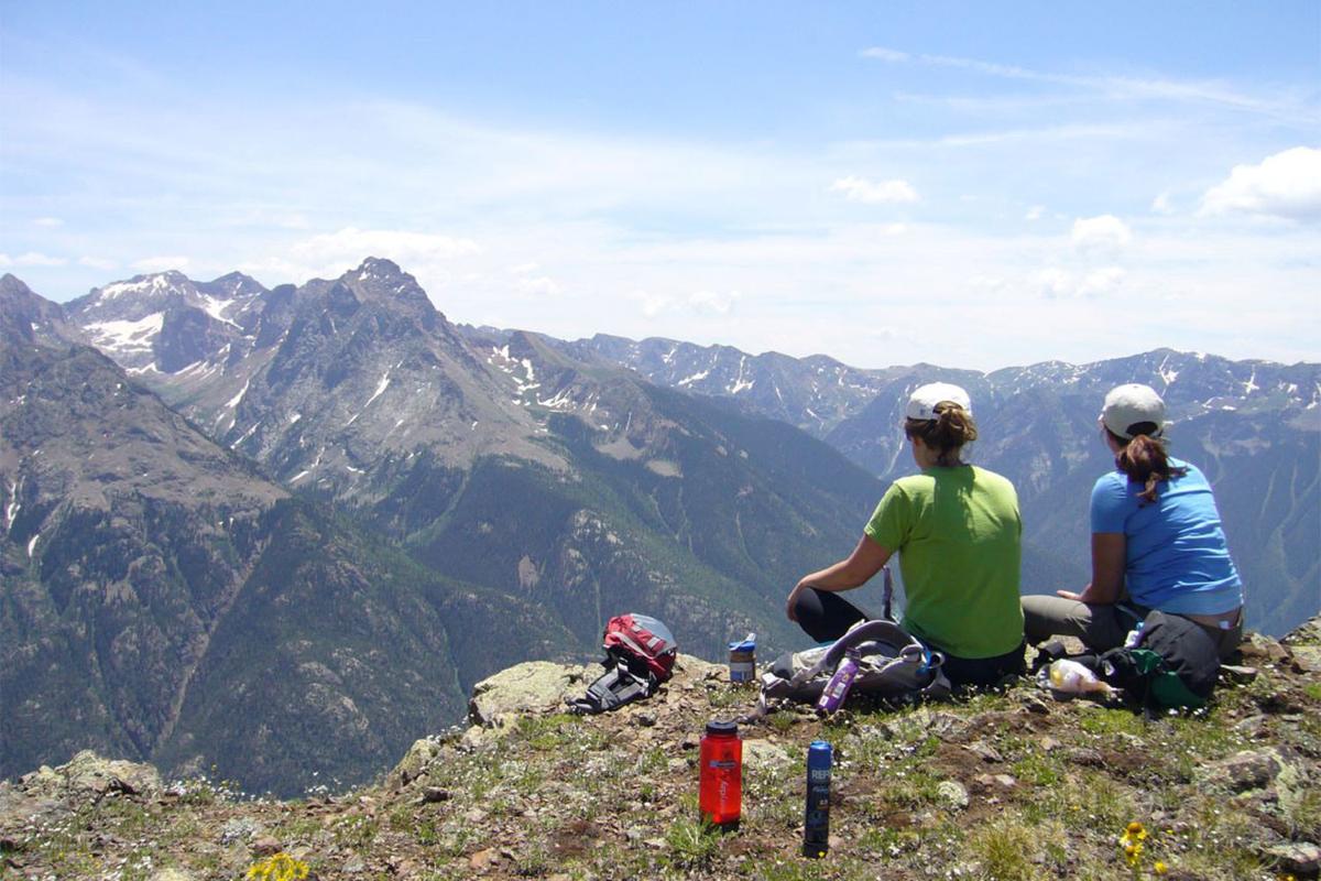 The 10 Most Important Trail Etiquette Tips