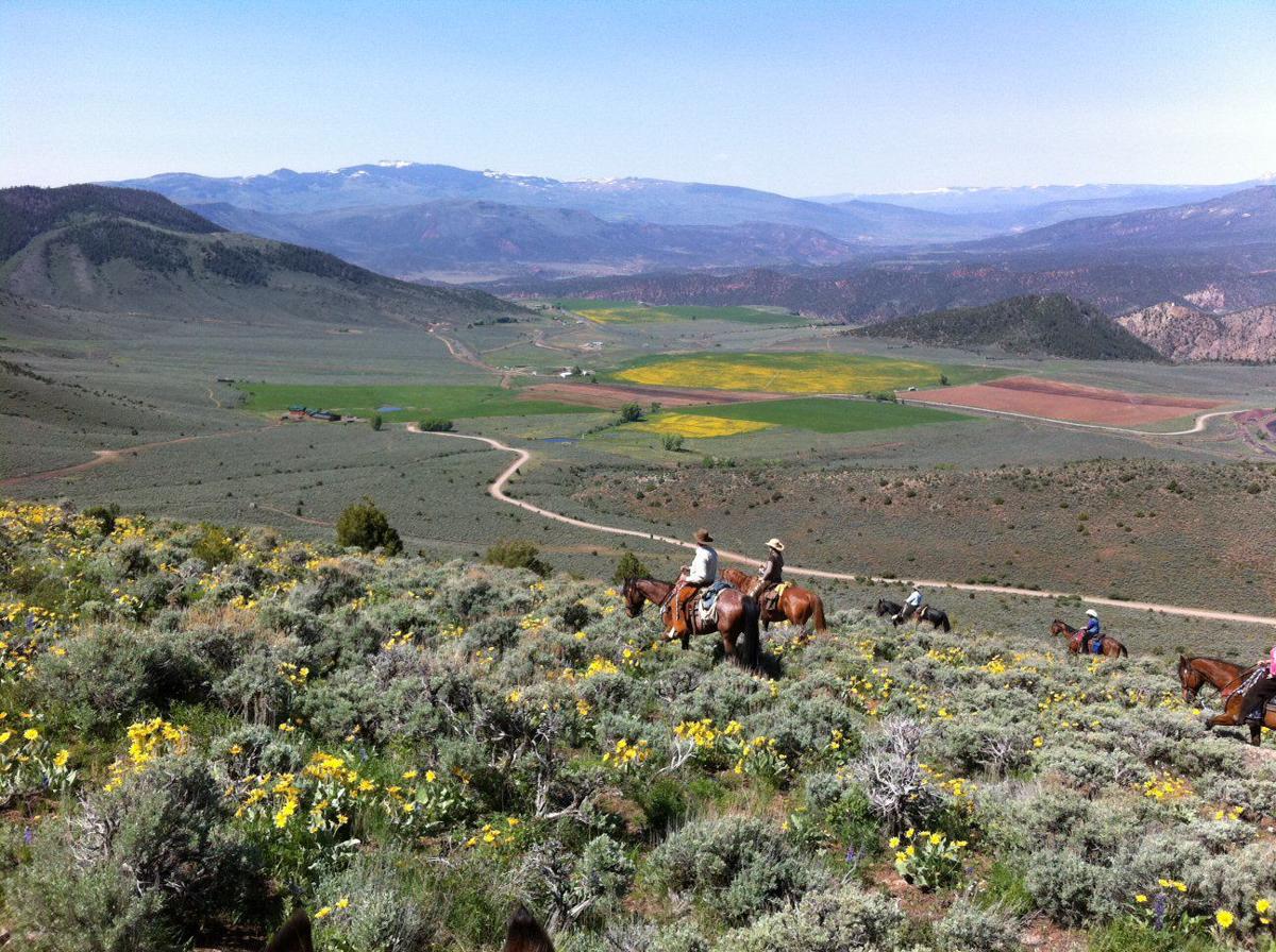 The 6 Best Dude Ranches for your Next Colorado Vacation