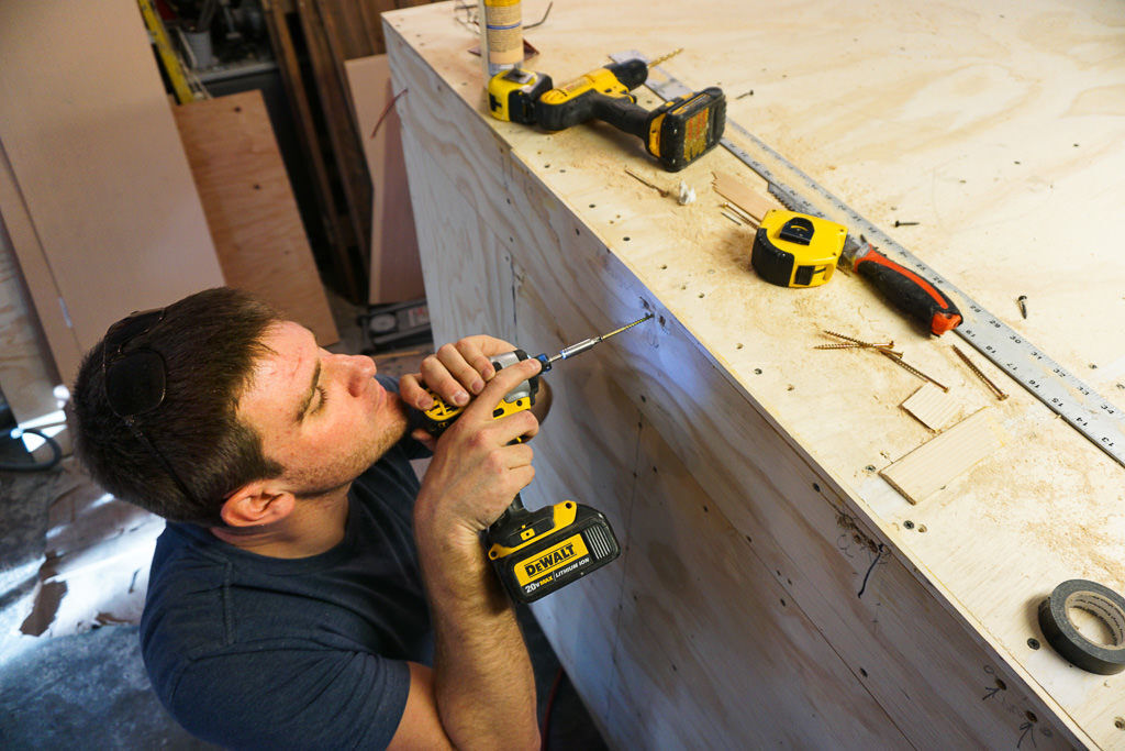 Building the Ultimate Teardrop Camper, Part 2: Trouble in Bear-a-dise