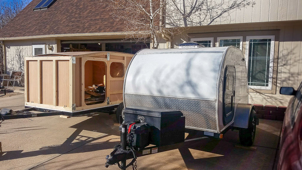 Building the Ultimate Teardrop Camper, Part 2: Trouble in Bear-a-dise