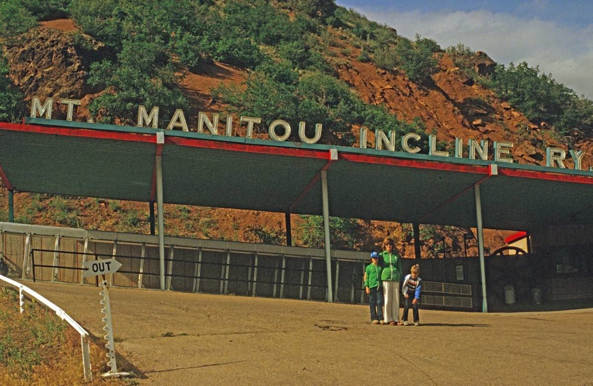 A Photo Tour of the Now–Destroyed Manitou Incline Railway