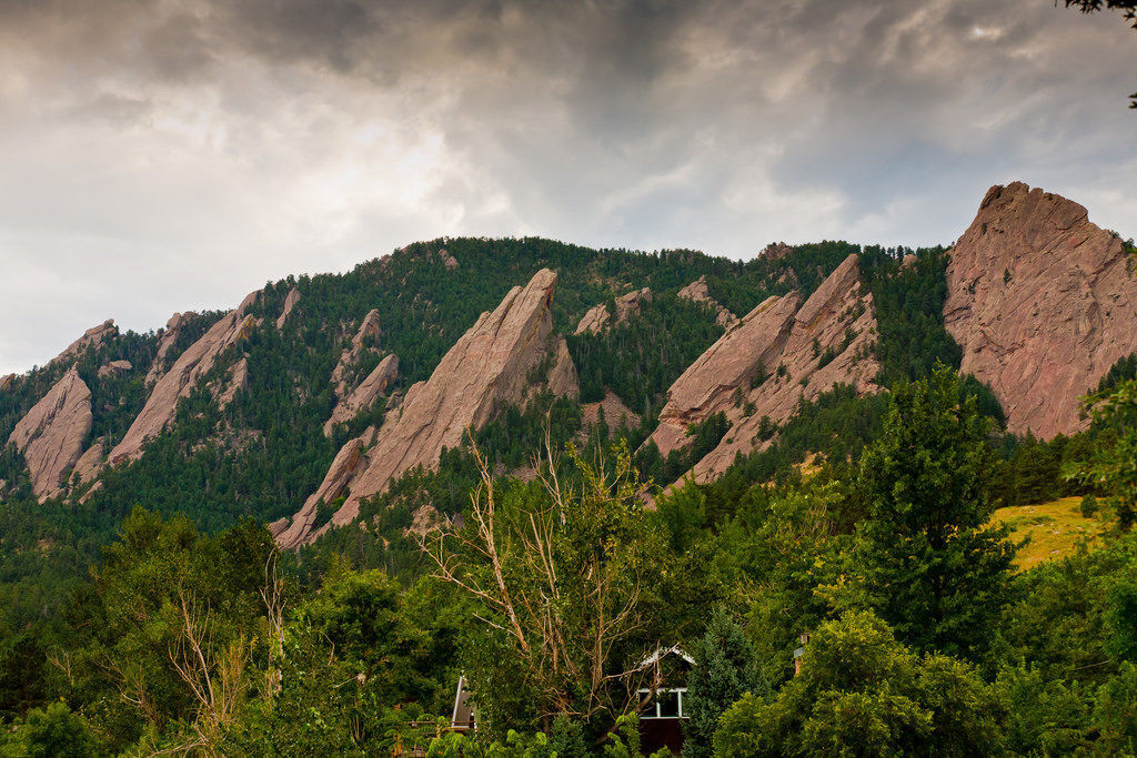 Man falls 50 to 60 feet at the Boulder Flatirons