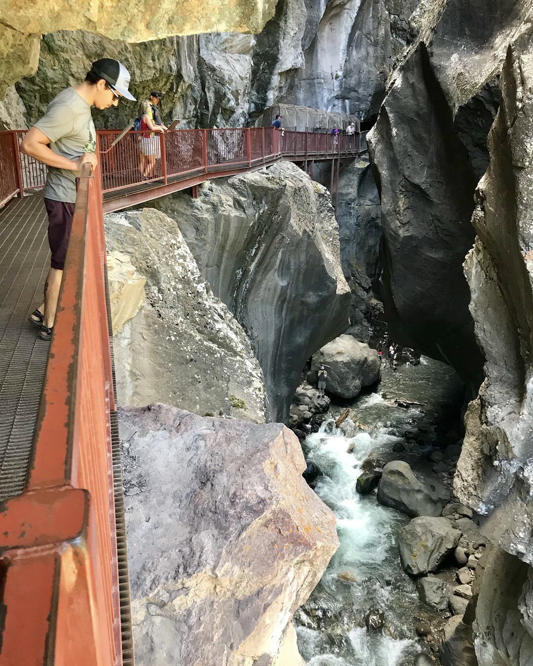 10 “Drive-to” Waterfalls in Colorado