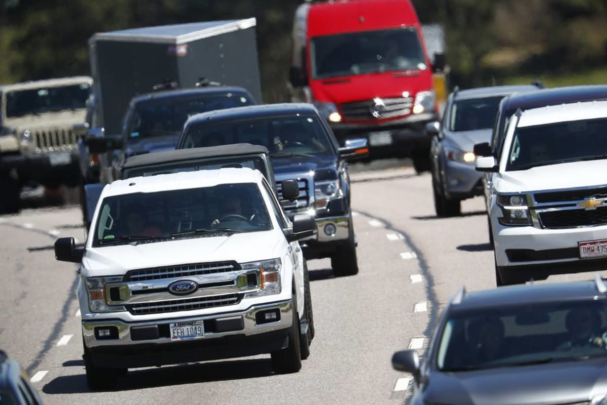 Crowded roads and cheap gas expected over Labor Day Weekend in Colorado