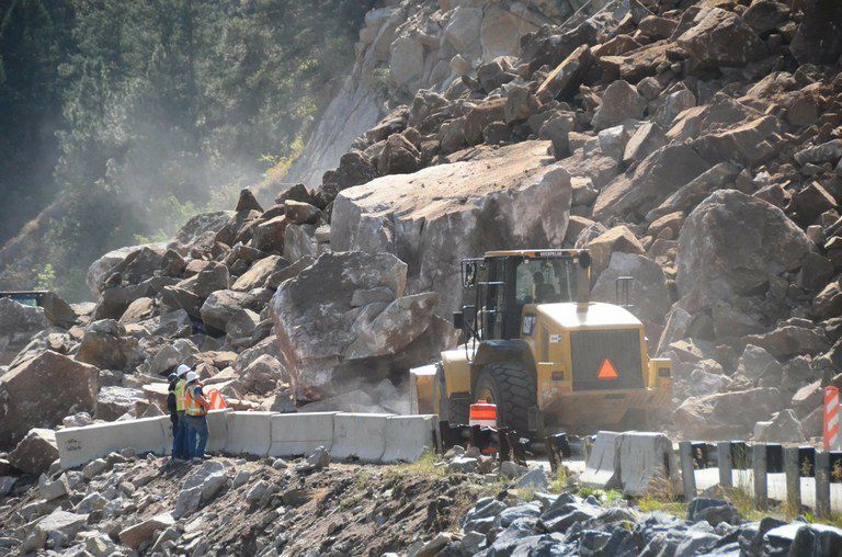Massive rockfall shuts down Colorado highway