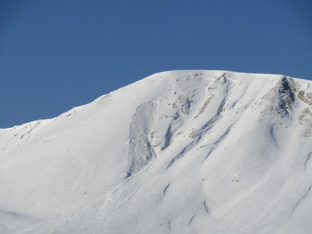 Colorado experiences first natural avalanche of the season following October snow