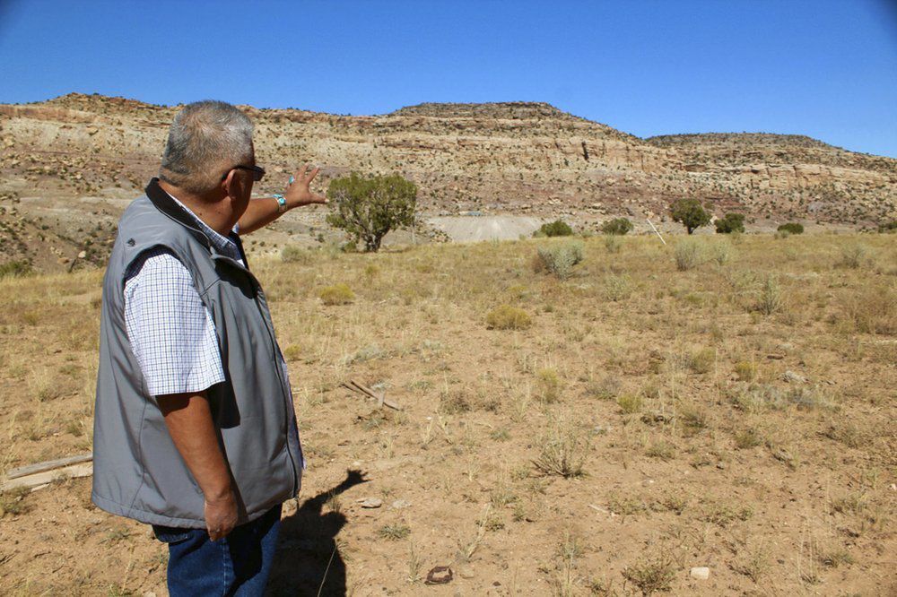 Mining camp alive in memories of Navajo uranium victims