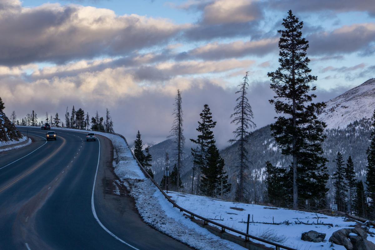 Lanes closed on I-70, lanes closed on iconic mountain pass in Colorado