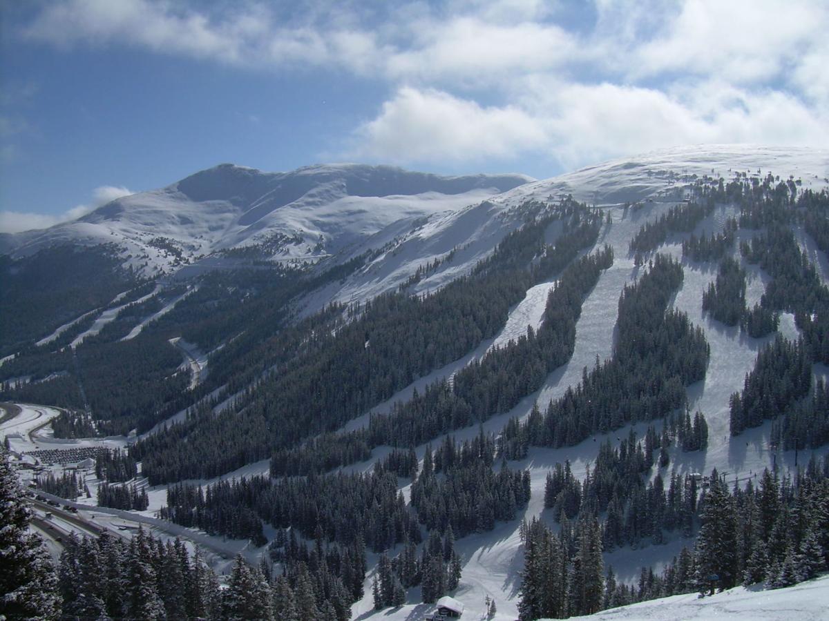 Big snow prompts opening of Colorado ski resort this week