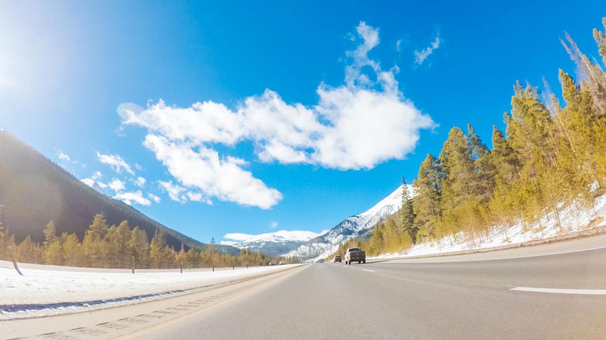 Powerful sunshine shuts down interstate lanes in Colorado
