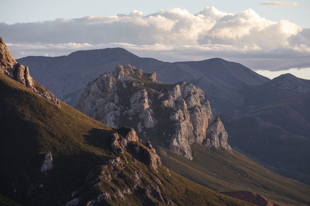 China aims to build its own Yellowstone on Tibetan plateau