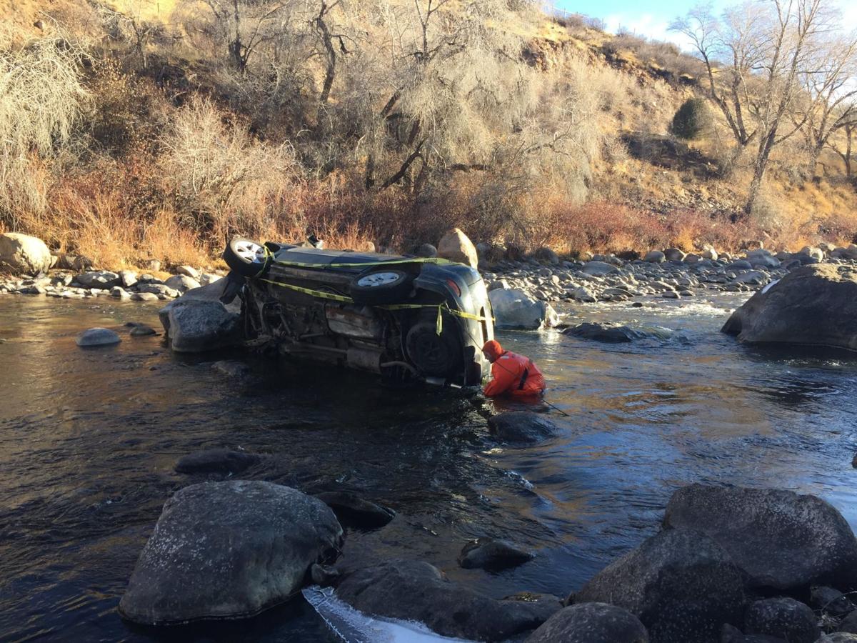 Driver plunges 750 feet off highway into Colorado river