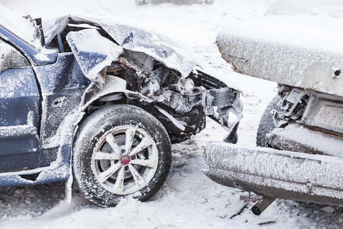 6 fatal crashes in 12-hour period around Colorado