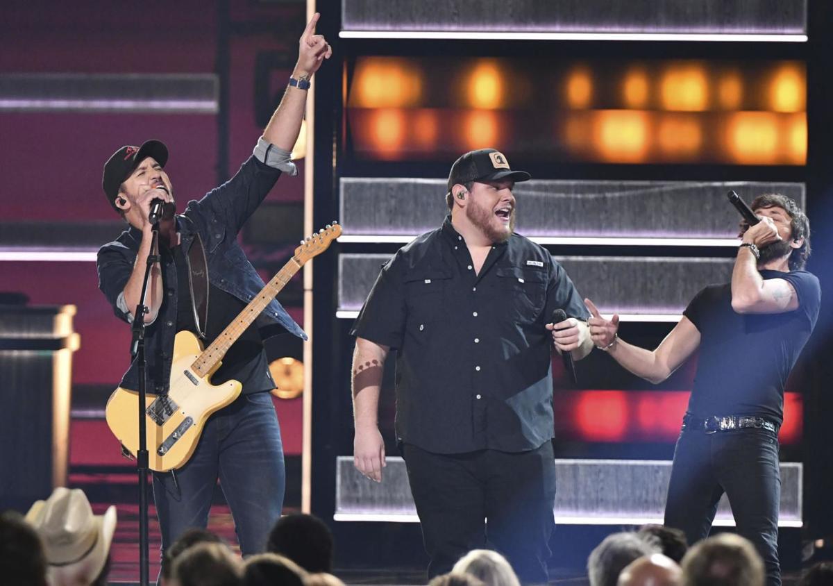 Ticket prices spike from $25 to $500 at Colorado concert