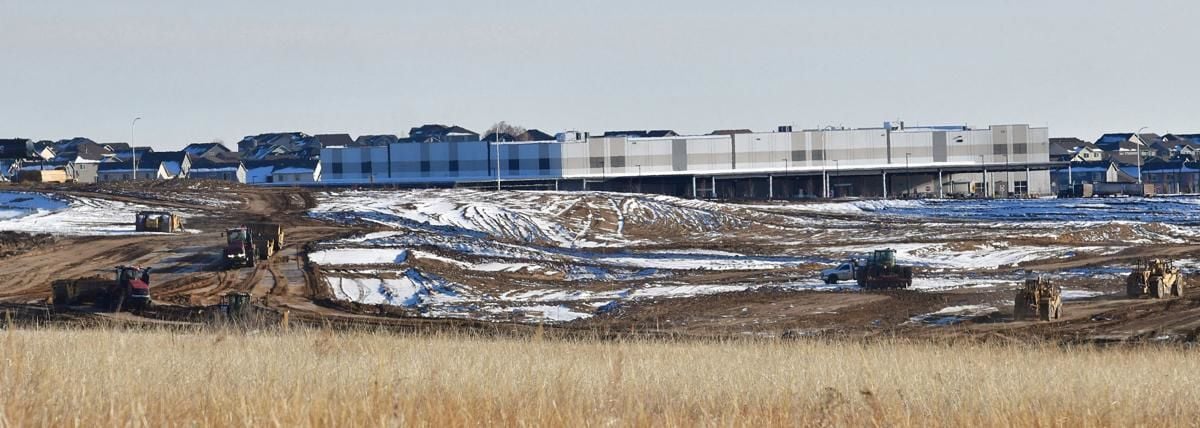 Amazon buys Colorado site for massive distribution center