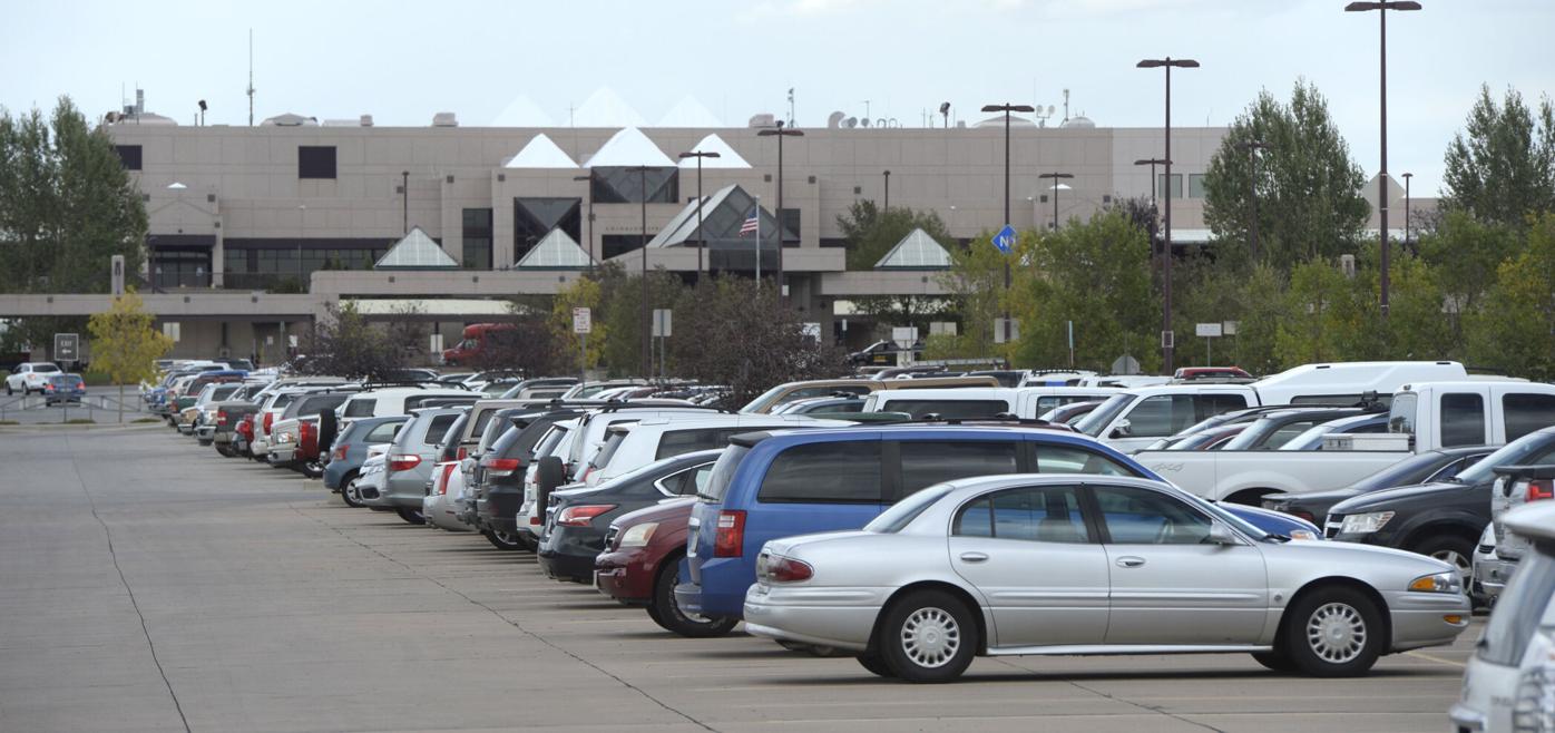 Colorado Springs Airport to resume shuttle service