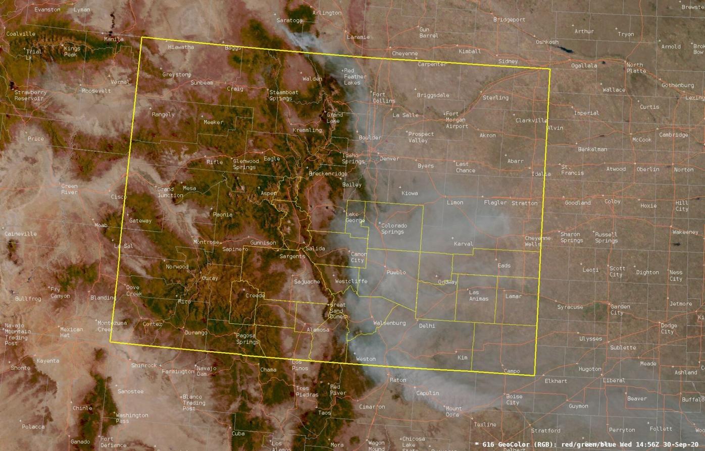 Smoke chokes Front Range as fires continue to burn