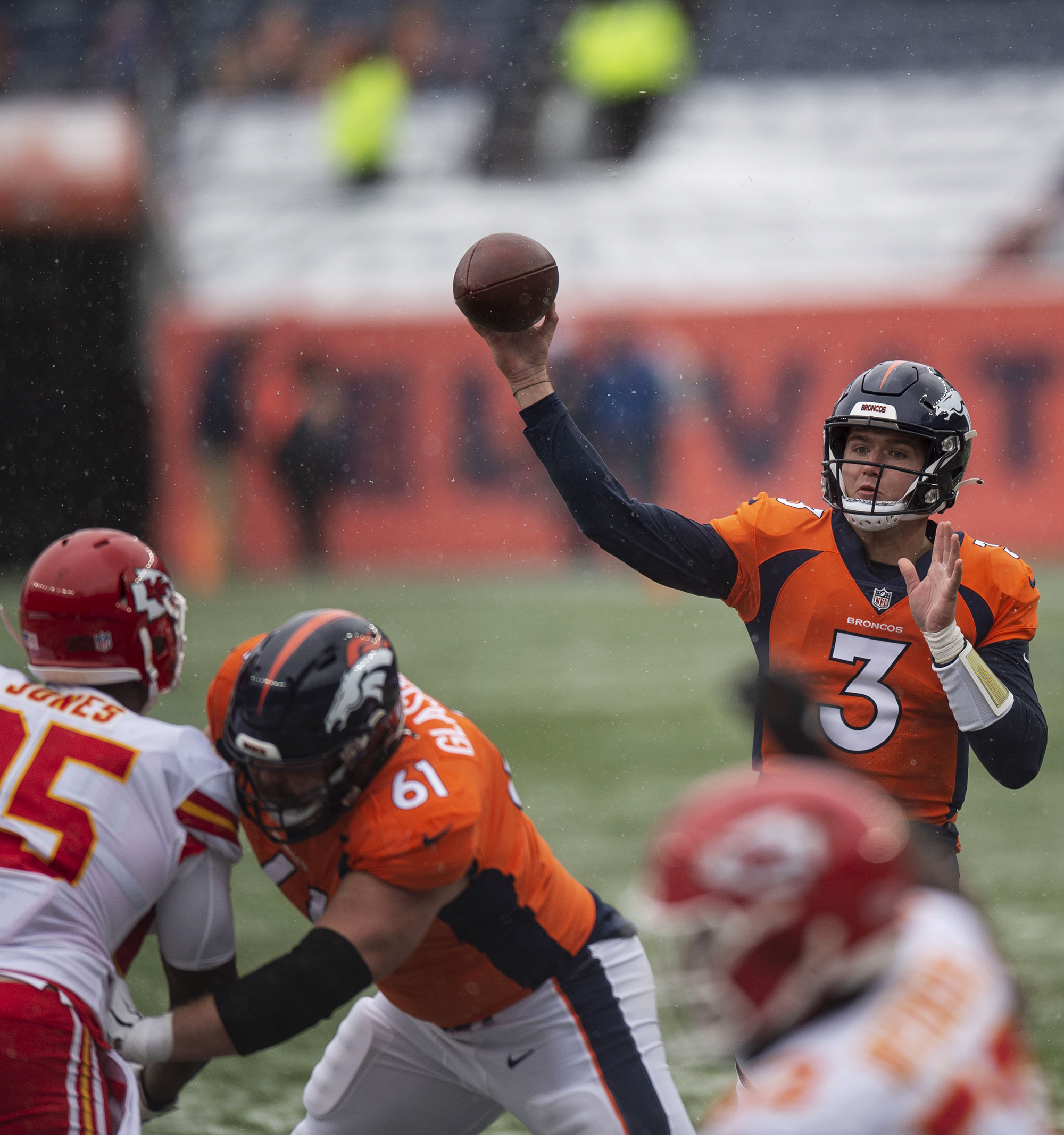 Denver Broncos quarterback Drew Lock (3) passes the ball during the Denver Broncos home game against the Kansas City Chiefs at Empower Field at Mile High in Denver, Colo., on Sunday, Oct. 25, 2020. The Broncos lost to the Chiefs by a score of 43-16.(Chancey Bush/ The Gazette) (ChristianMurdock)
