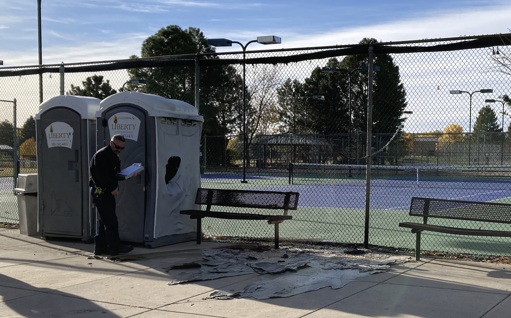Deputies look for suspect who burned down 5 port-a-potties in Jefferson County