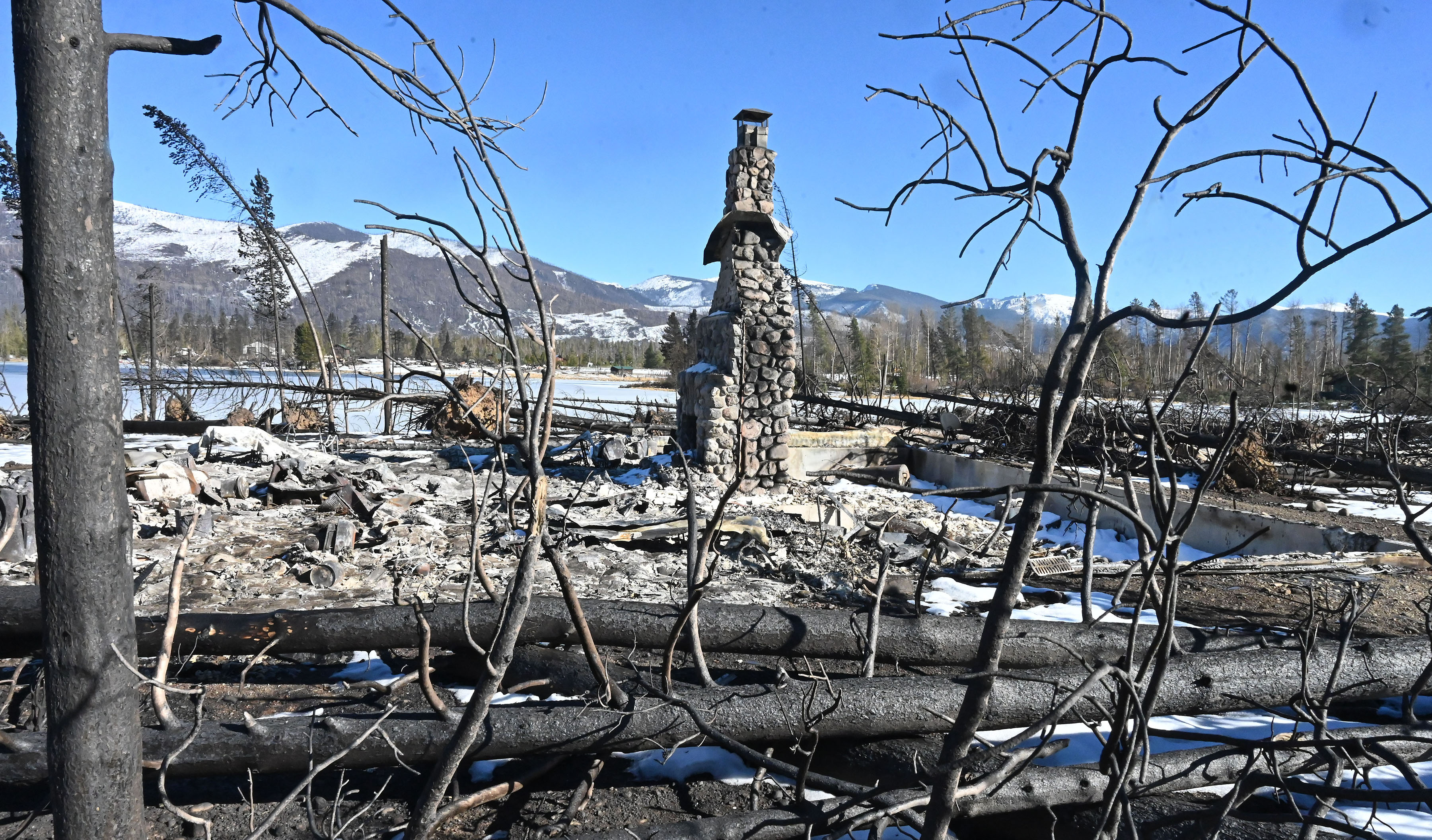 Tour of hard-hit areas shows ferocity of East Troublesome fire