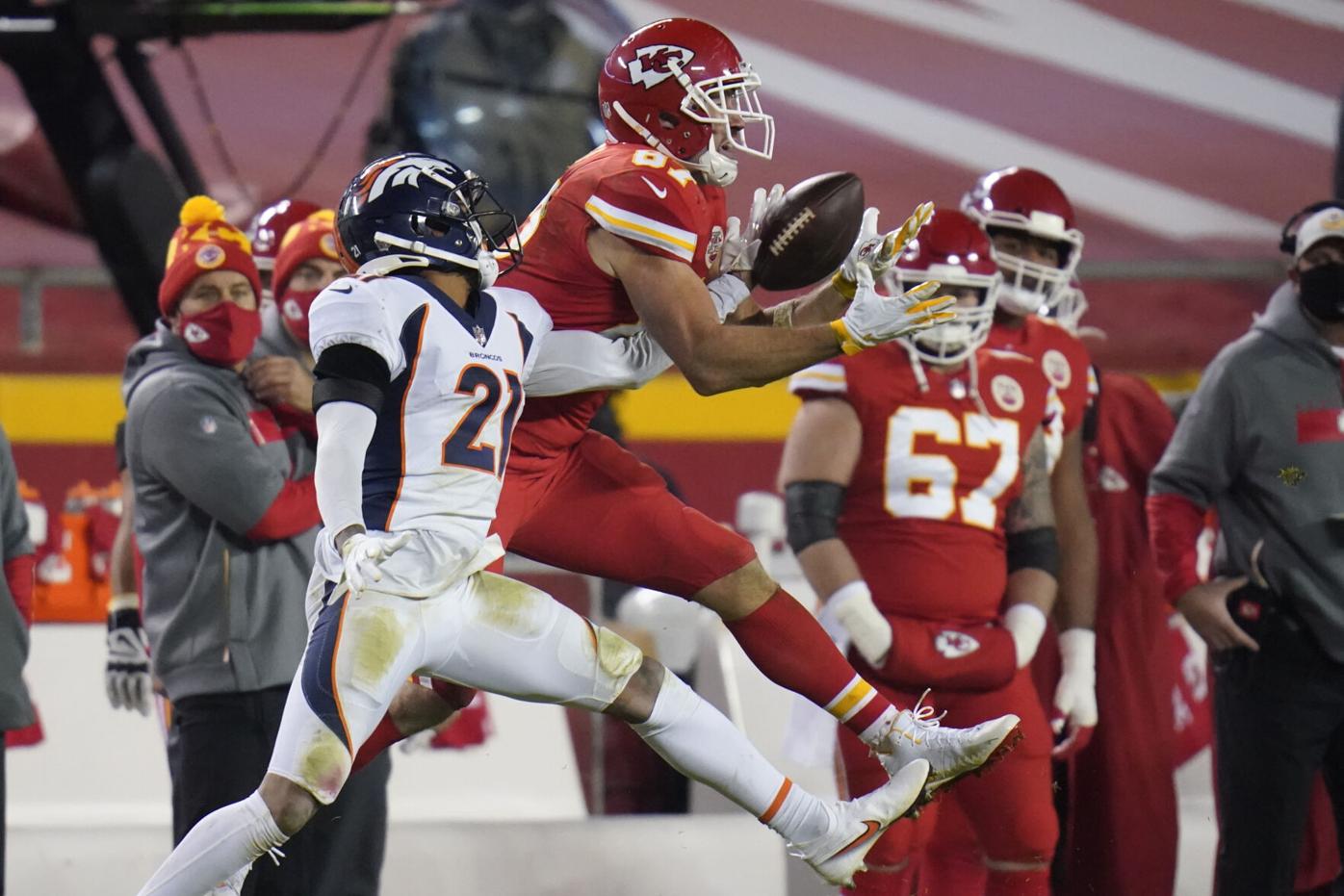 Broncos Chiefs Football