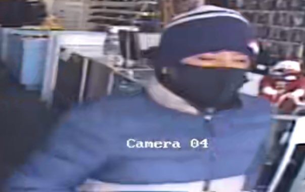 Denver police search for suspect in attempted armed robbery