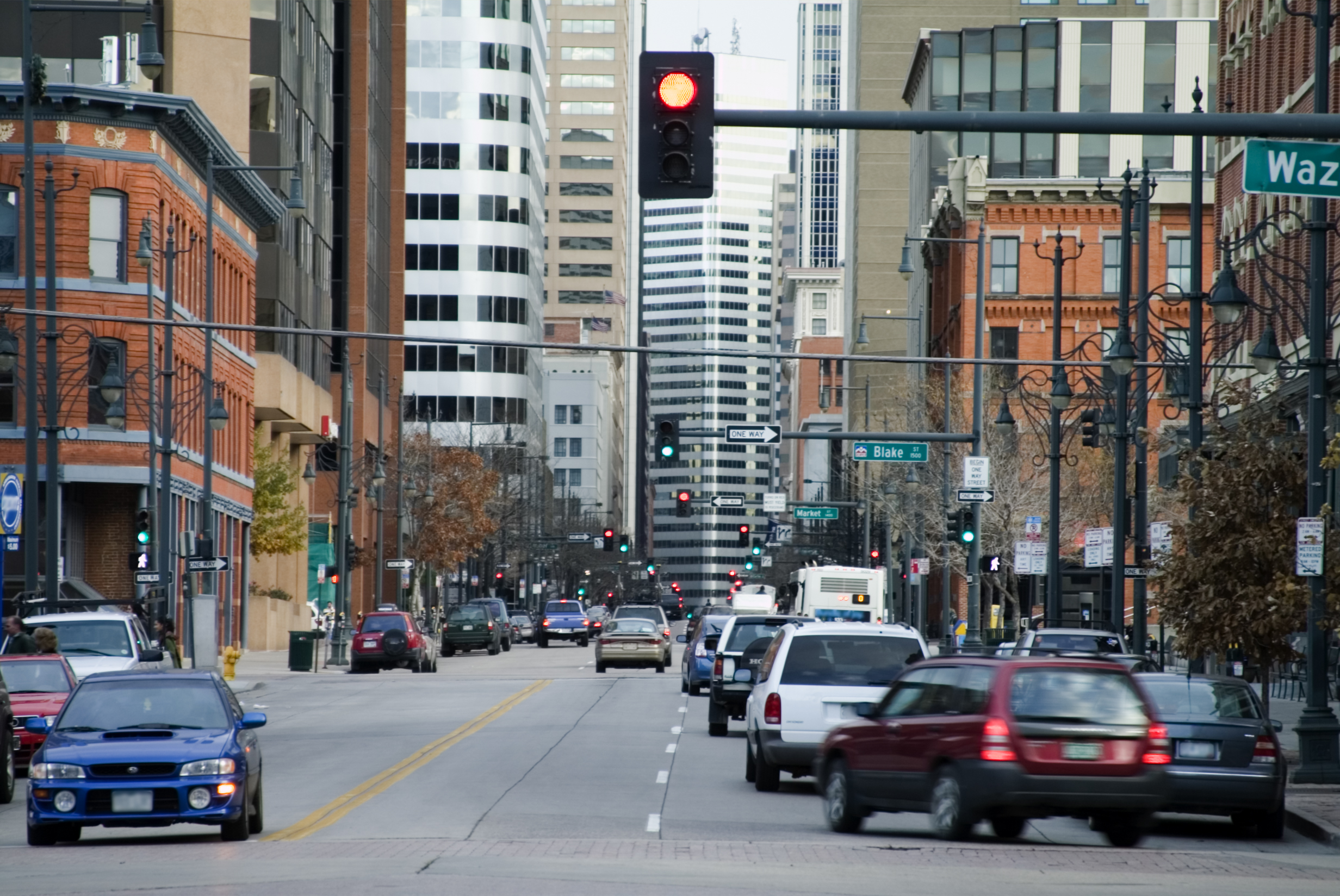 16th Street Mall in Denver LoDo (SWKrullImaging / iStock)
