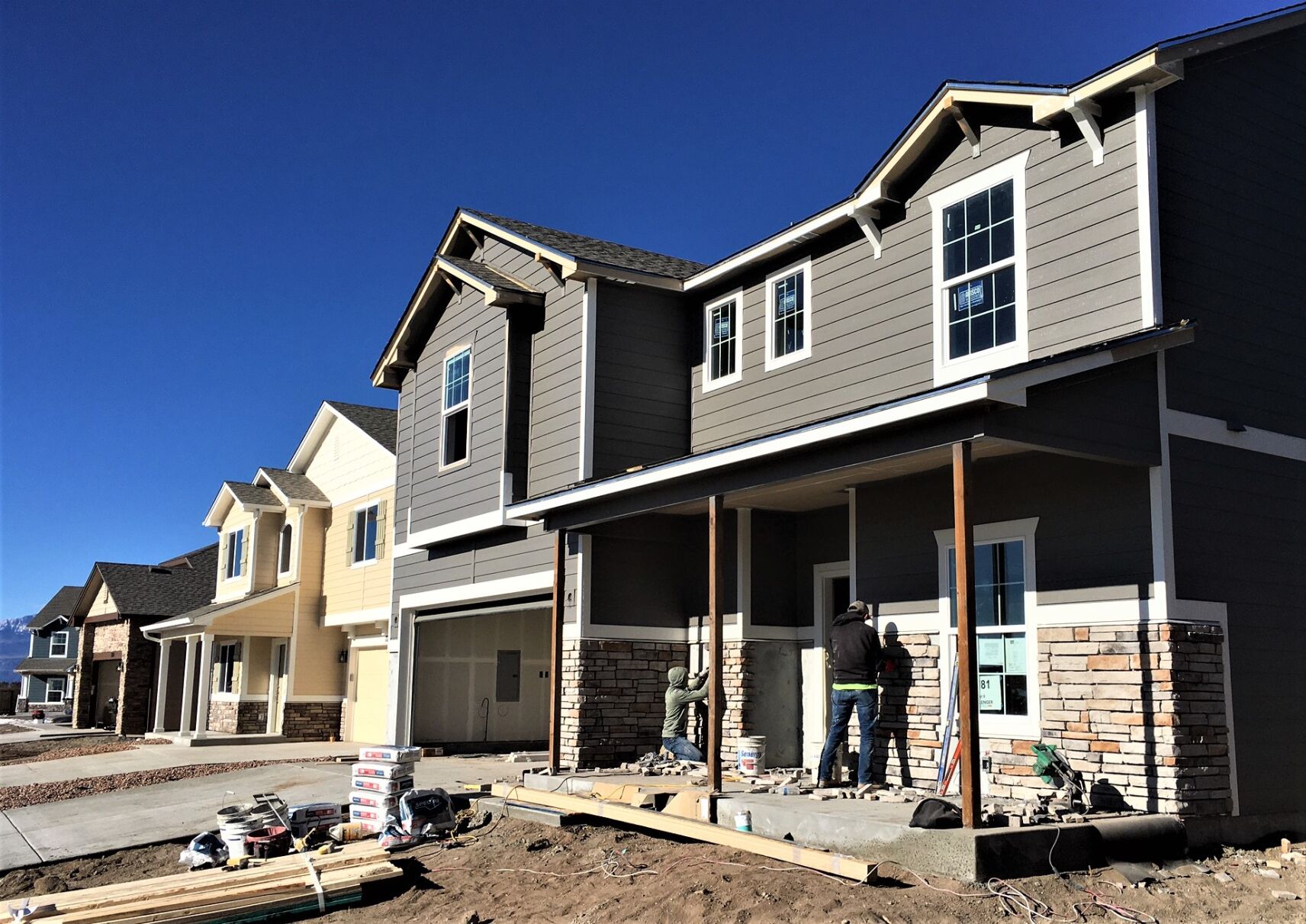 Colorado Springs sales tax collections rise again despite pandemic