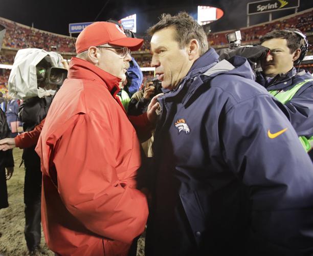 Broncos Chiefs Football