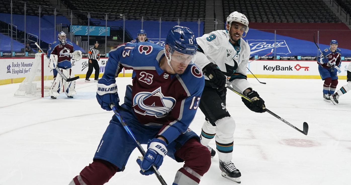 Nazem Kadri breaks third-period stalemate as Avalanche down Sharks