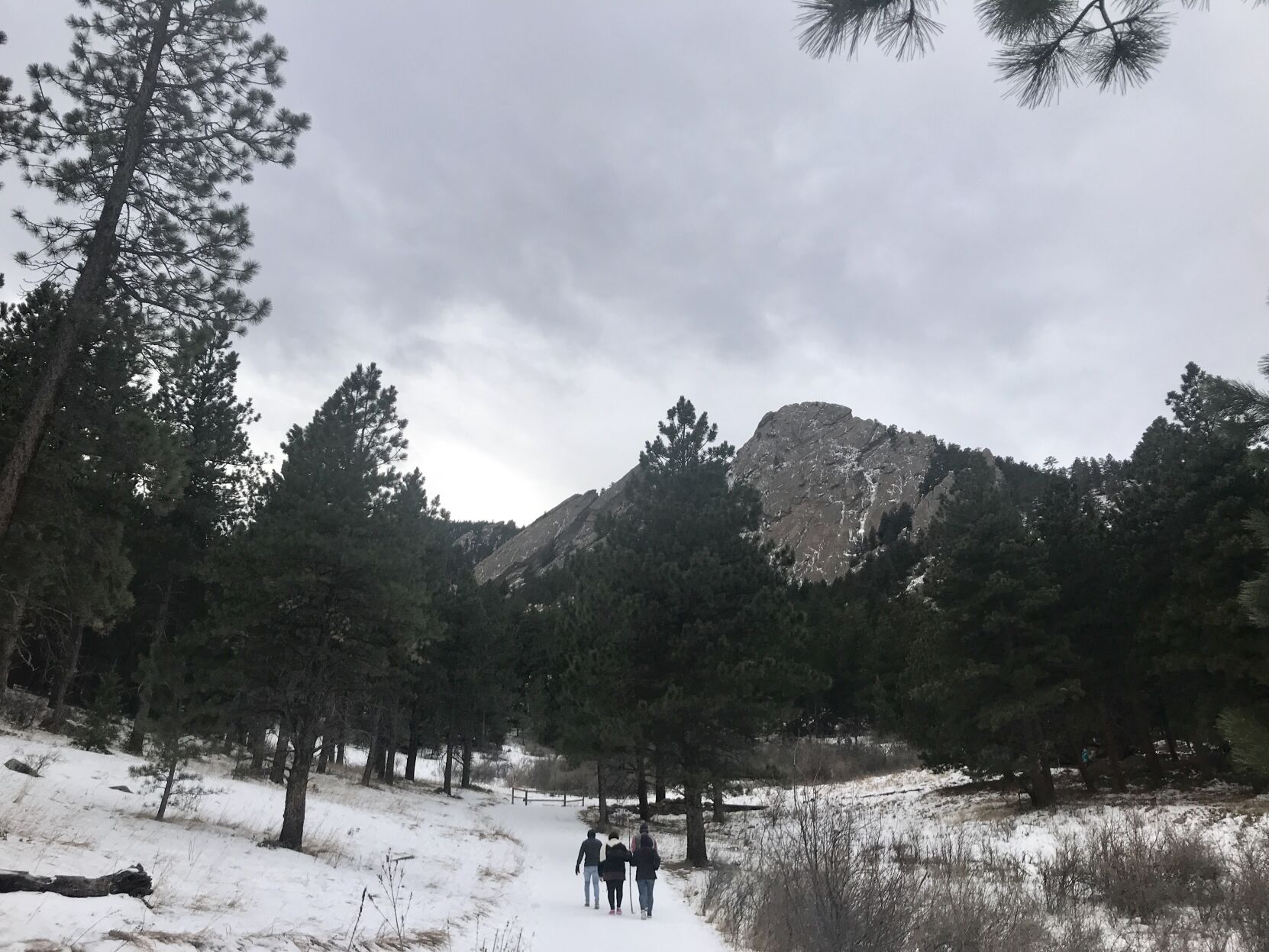 Injured Lakewood woman rescued from Boulder hiking trail