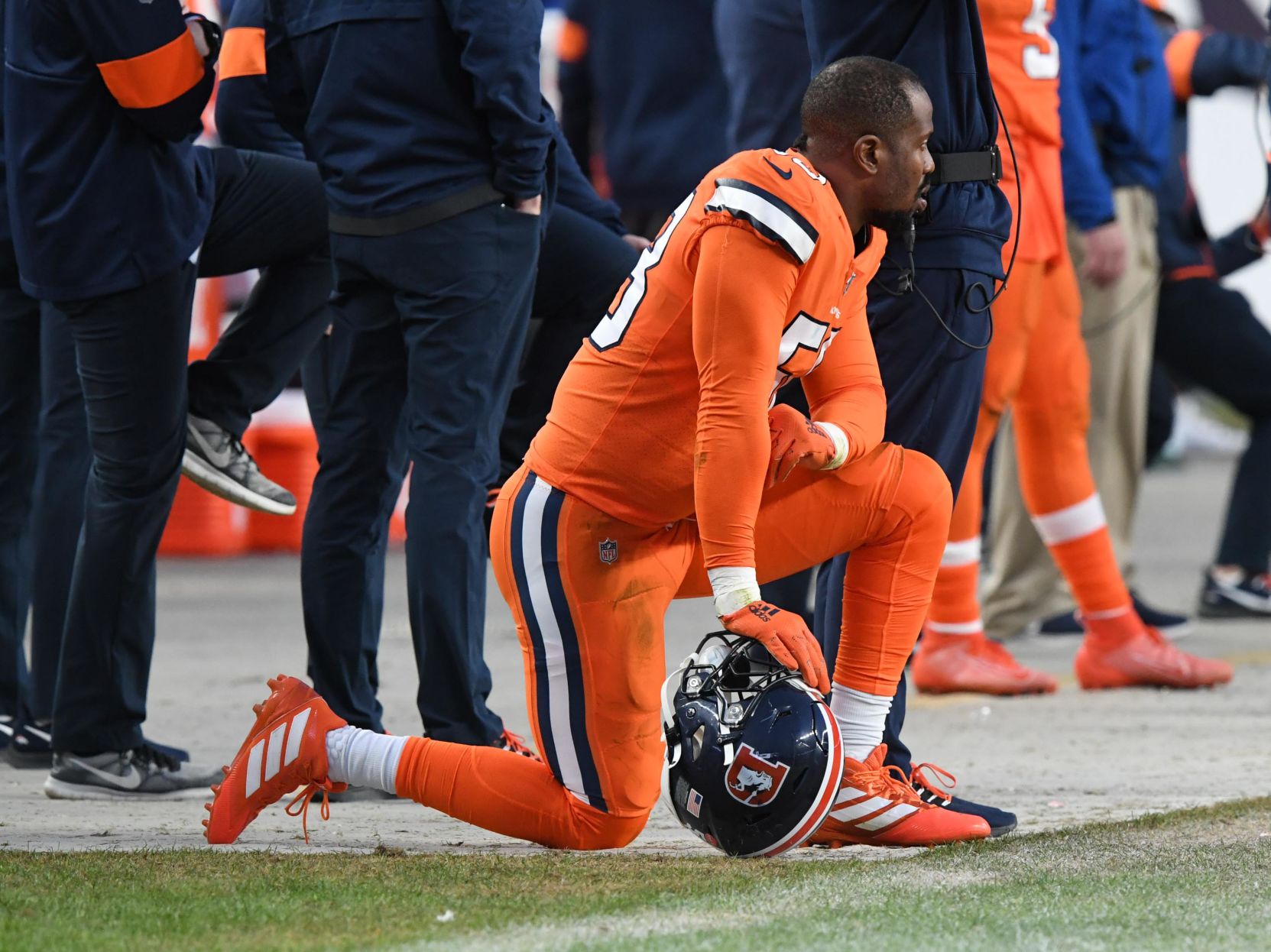 Broncos linebacker Von Miller under criminal investigation in Colorado