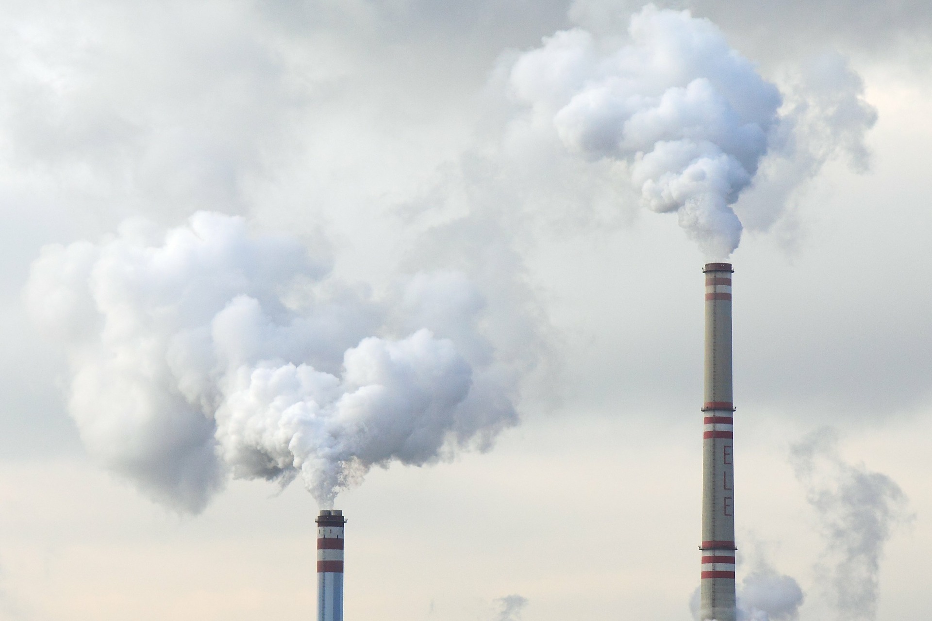 FILE PHOTO - The Colorado Air Pollution Control Division is updating an inventory of greenhouse gas emissions as part of its statutory responsibility to keep track of sources and levels of greenhouse gasses during the state’s clean energy transition. (PublicDomainPictures/ Pixabay)
