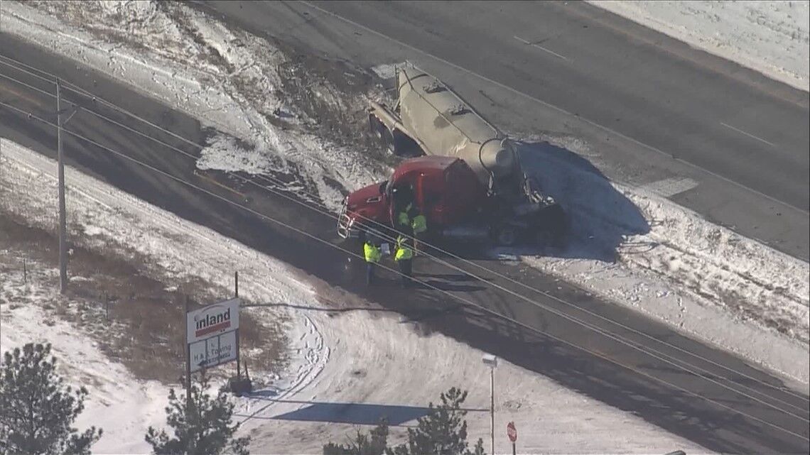 Northbound I-25 near Fort Collins reopens after fatal crash