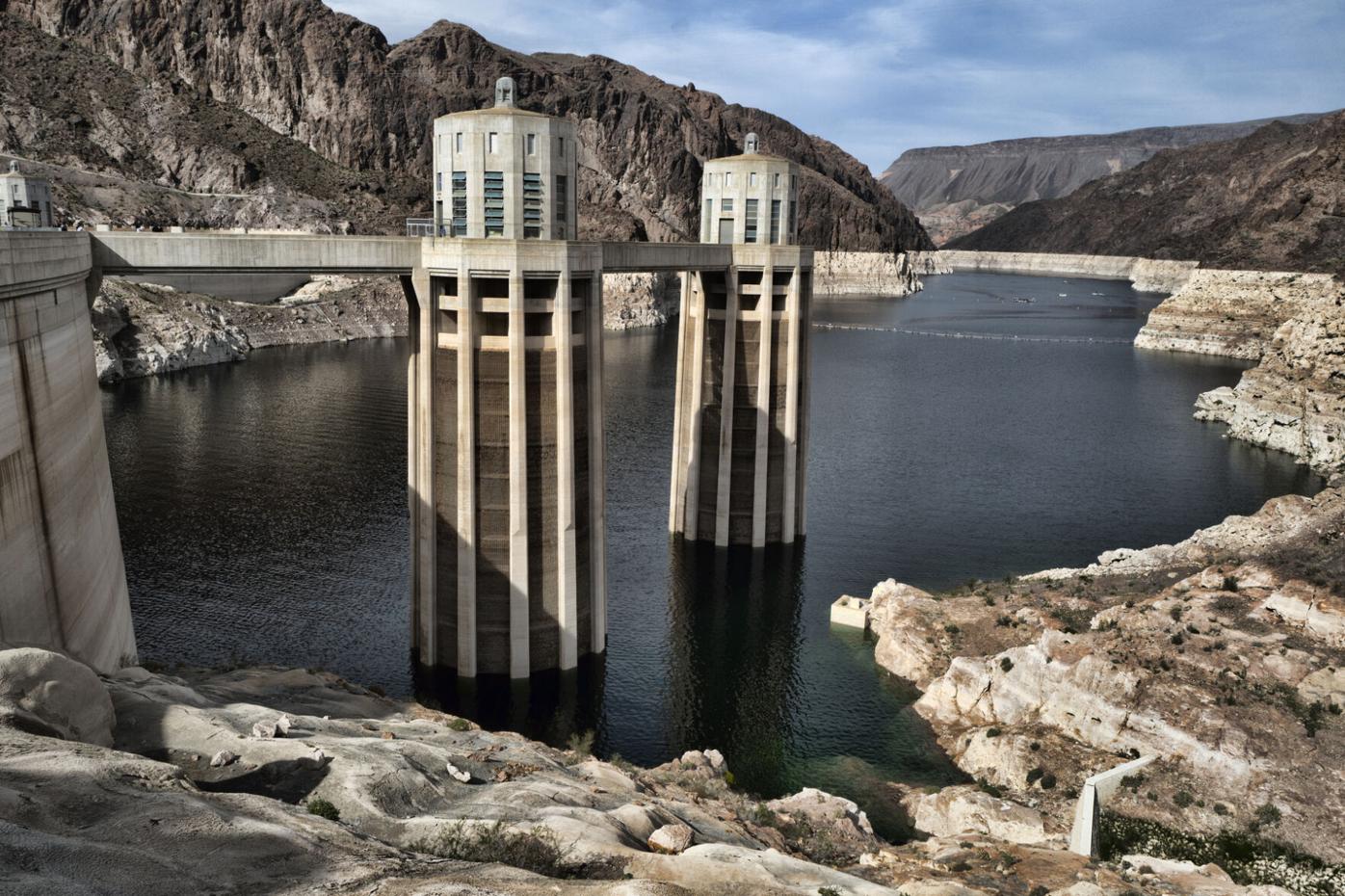 Western states chart diverging paths as water shortages loom