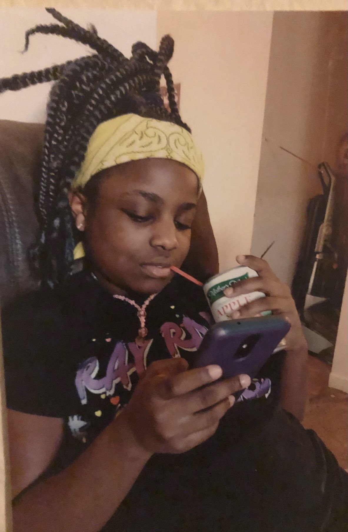 Police search for 14-year-old runaway out of Aurora