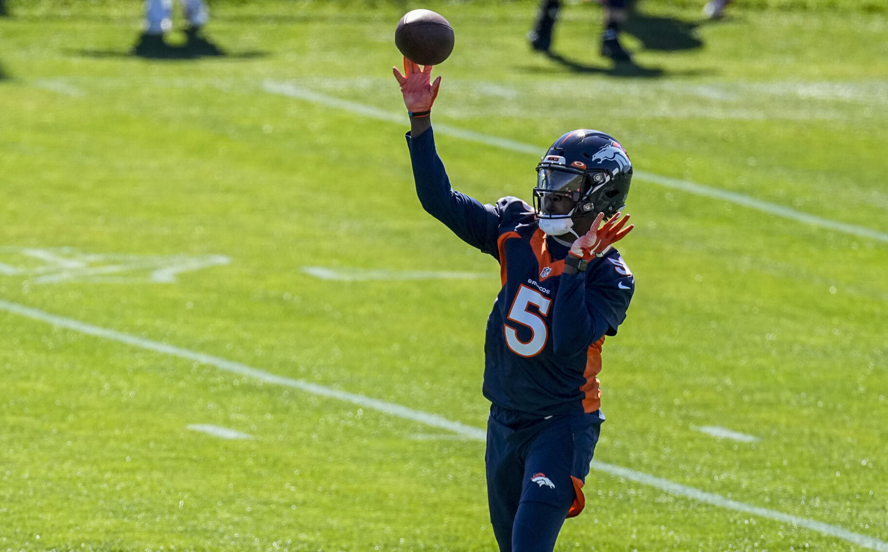 Broncos OTAs observations: Teddy Bridgewater building chemistry; right tackle is a four-man battle; Aaron Rodgers trade incoming?