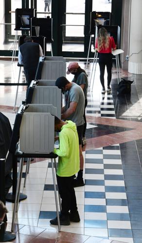 110420-dg-election 06.JPG