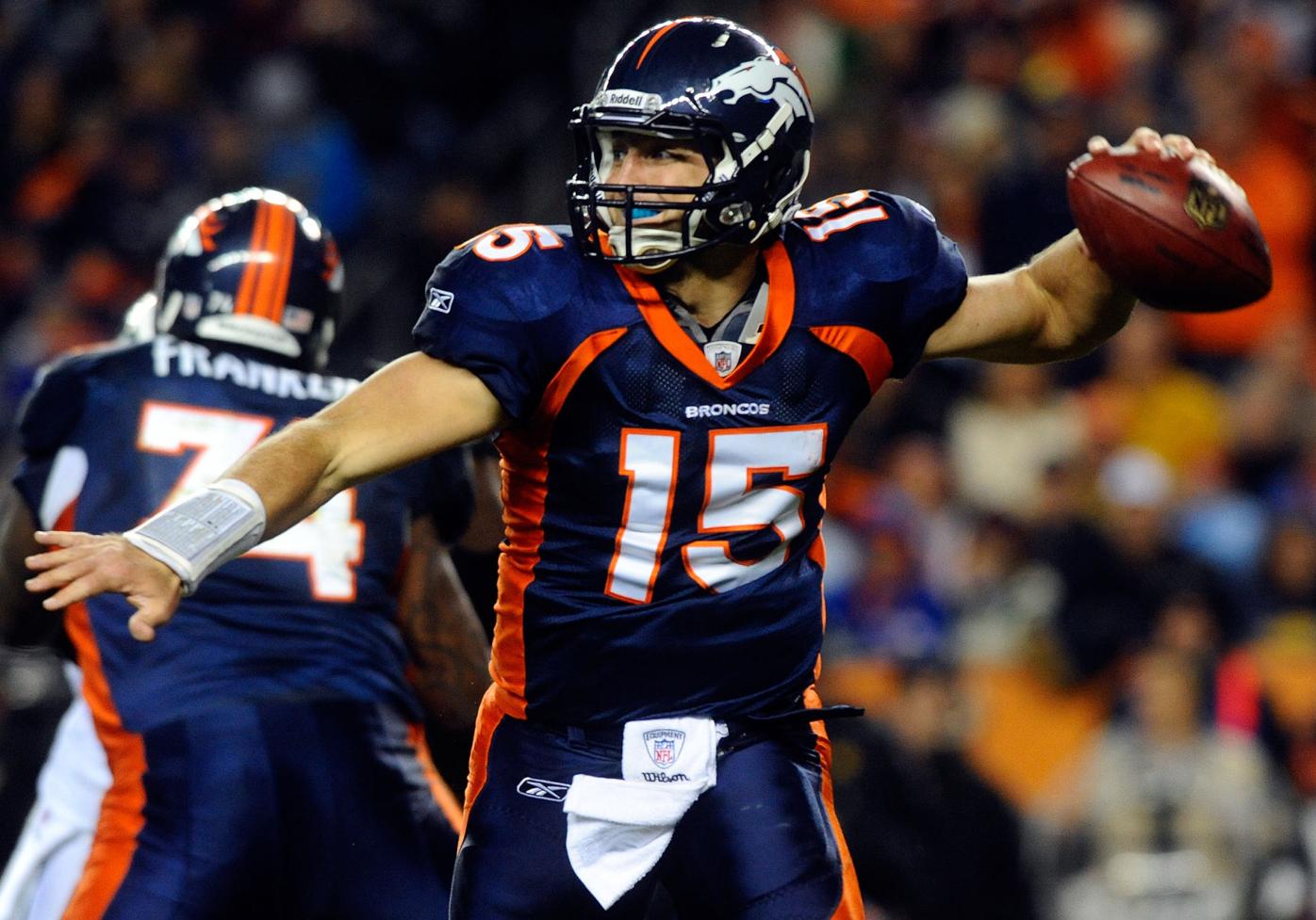Former Denver Broncos quarterback Tim Tebow expected to sign with Jaguars