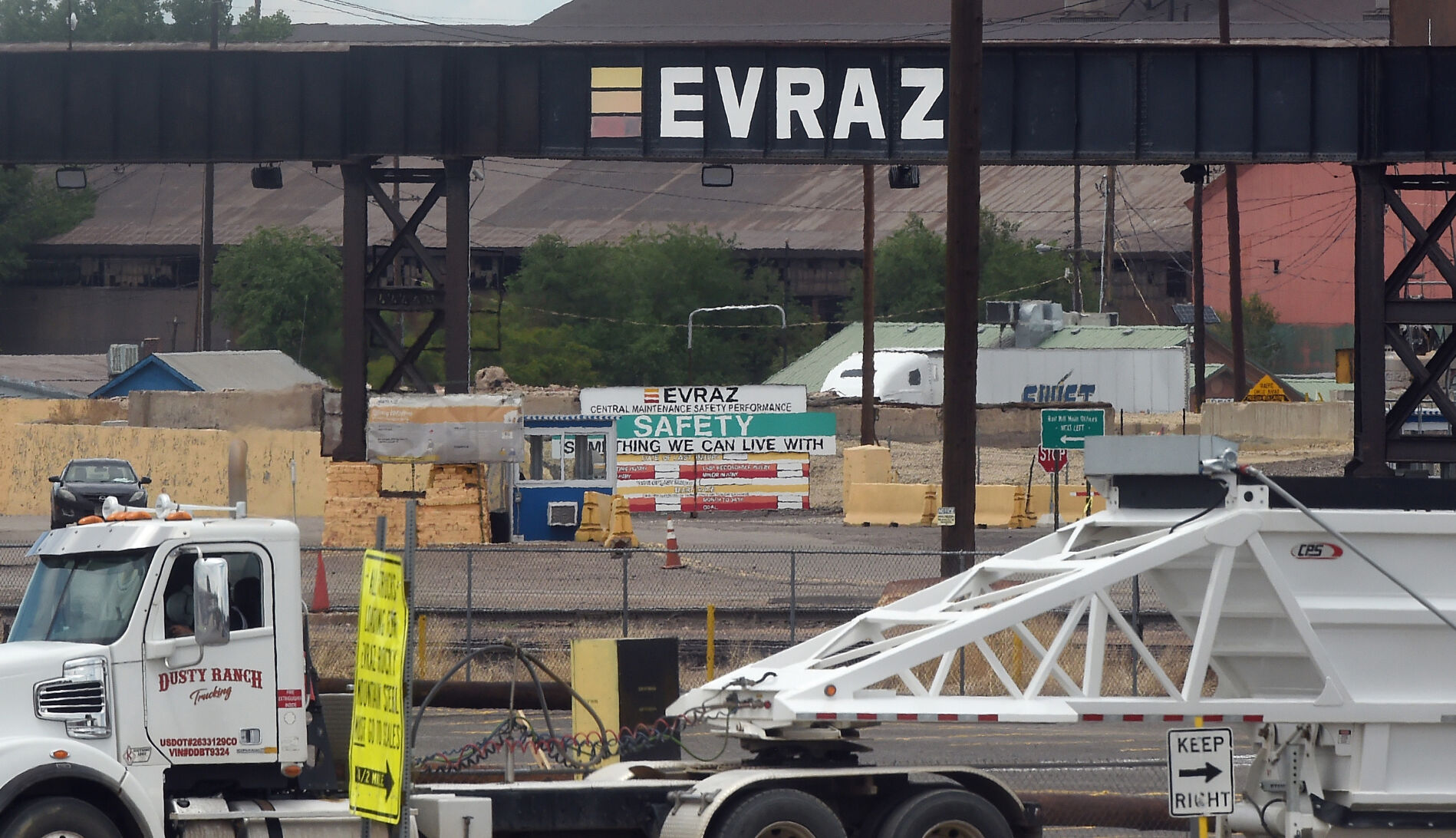 Traffic was still going in and out of EVRAZ steel mill on Wednesday, June 2, 2021. Inspection records from the Occupational Safety and Health Administration showed EVRAZ steel mill, the site of an explosion in Pueblo Saturday evening that left eight people hurt, had a history of “serious” violations for year. (Photo by Jerilee Bennett, The Gazette) (JERILEE BENNETT THE GAZETTE)