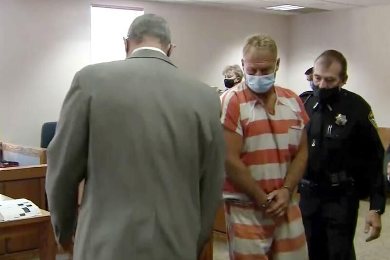 Arrest warrant stays sealed for Barry Morphew in wife’s death
