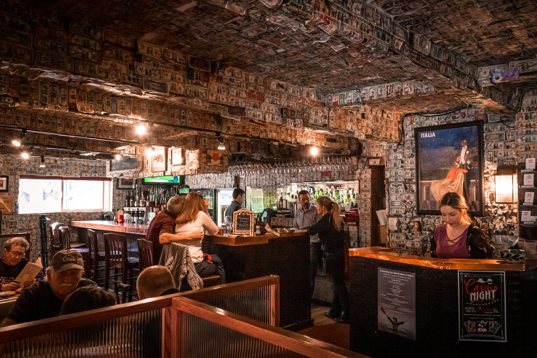 Inside the historic Dunraven Inn in Estes Park. Photo credit: Visit Estes Park/Megan Maitland {div class=”s-asset-attachments bf-scroll-element flex-quarter”} {/div} (Megan Maitland, Visit Estes Park)