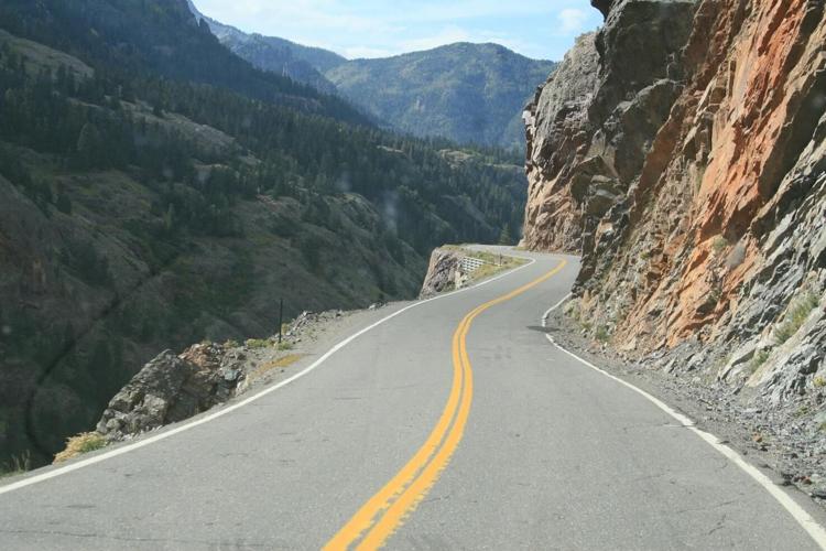 A narrow stretch of highway between Silverton and Ouray. Photo Credit: Reinhard Schön (wikimedia).