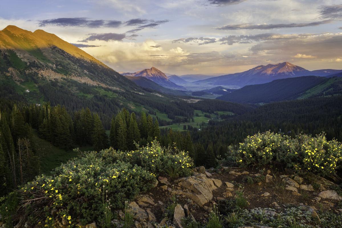 Sunny skies ahead for most this weekend in Colorado, mountain storms possible