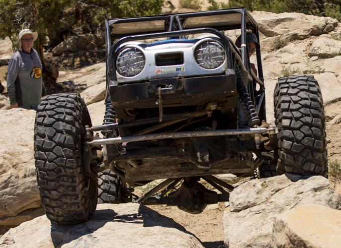 071921-ot-crawling-dg 03
