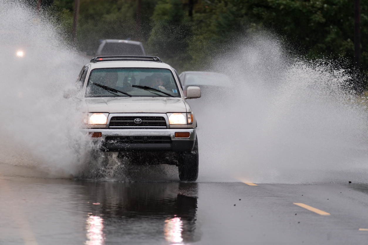 Storm dumps 3-4 inches of rain in one hour over Colorado city
