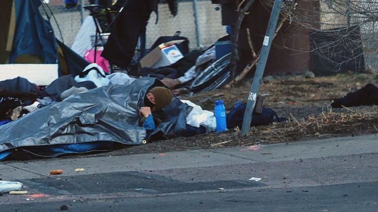 Aurora City Council shoots down mayor’s homeless camping ban